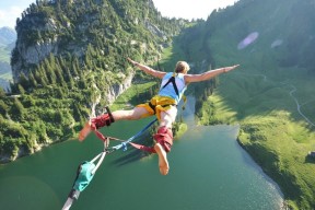开云全站-覃海洋蛙泳决赛再刷存在感，覃海洋游泳