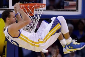 开云集团中国官网-场地情况变化频繁队伍赛前适应训练安排更加灵活，比赛场地怎么形容