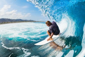 开云官方网站-阿伦·斯密斯：为全黑队在关键时刻创造无数进攻机会，阿伦斯什么水平